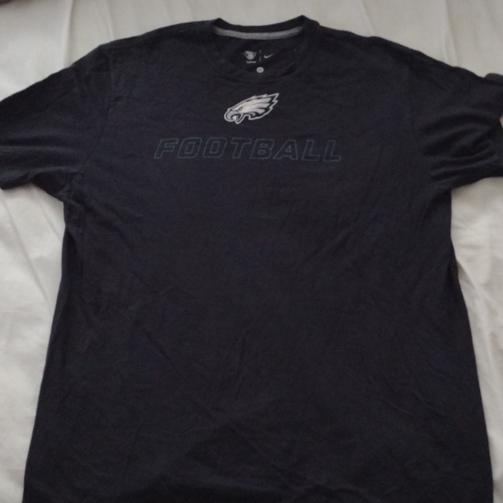 Eagles t-shirt